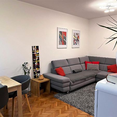 Mm Split Apartment - 5 Min By Car To The Beach & City Center - Free Public Parking Exterior foto