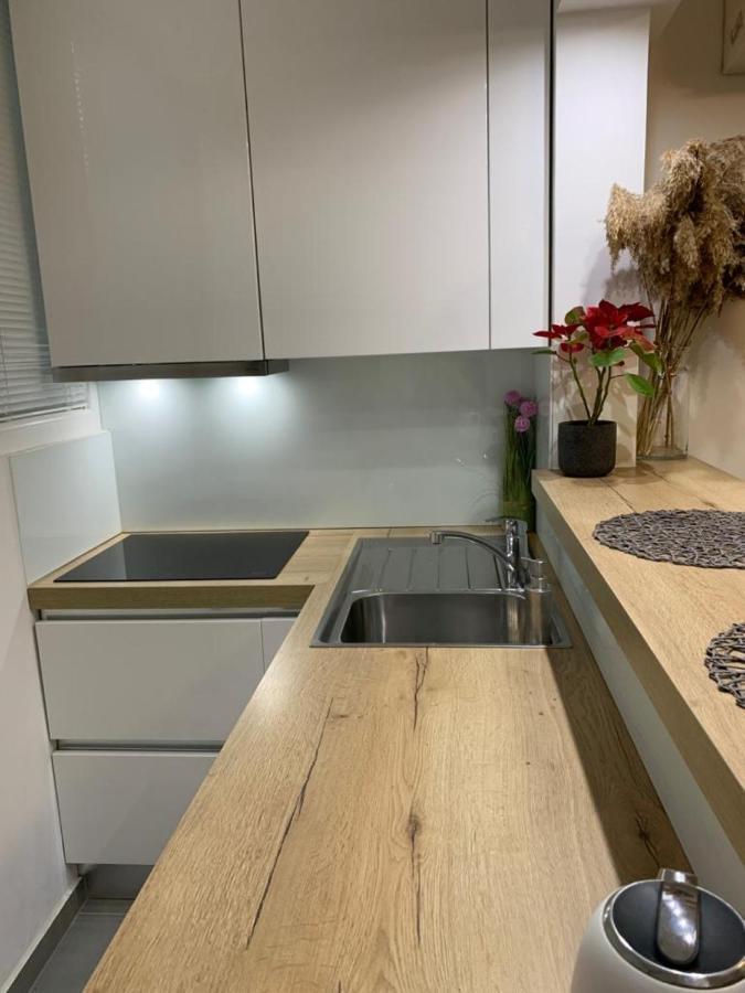 Mm Split Apartment - 5 Min By Car To The Beach & City Center - Free Public Parking Exterior foto